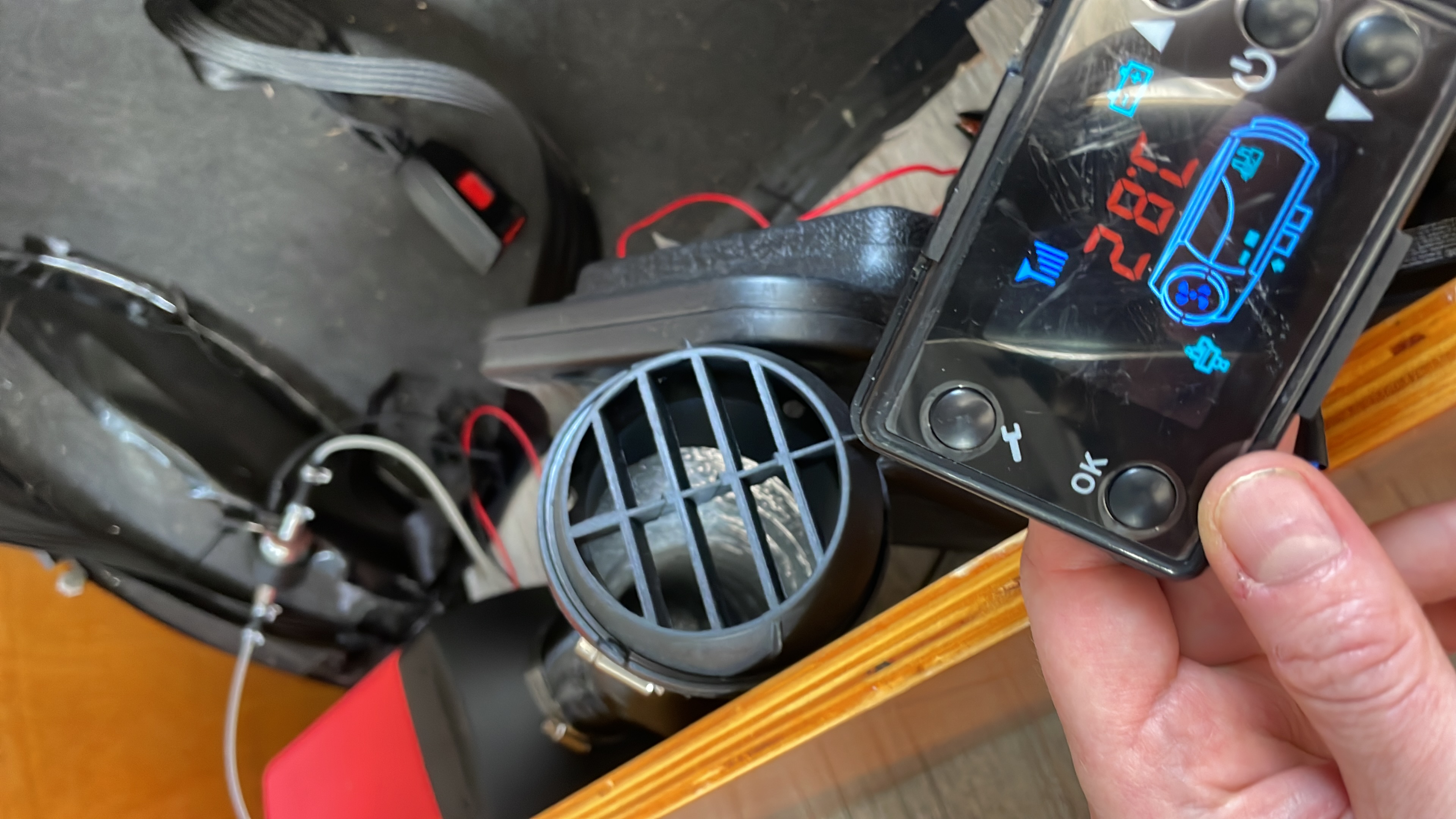 Digital LCD controller