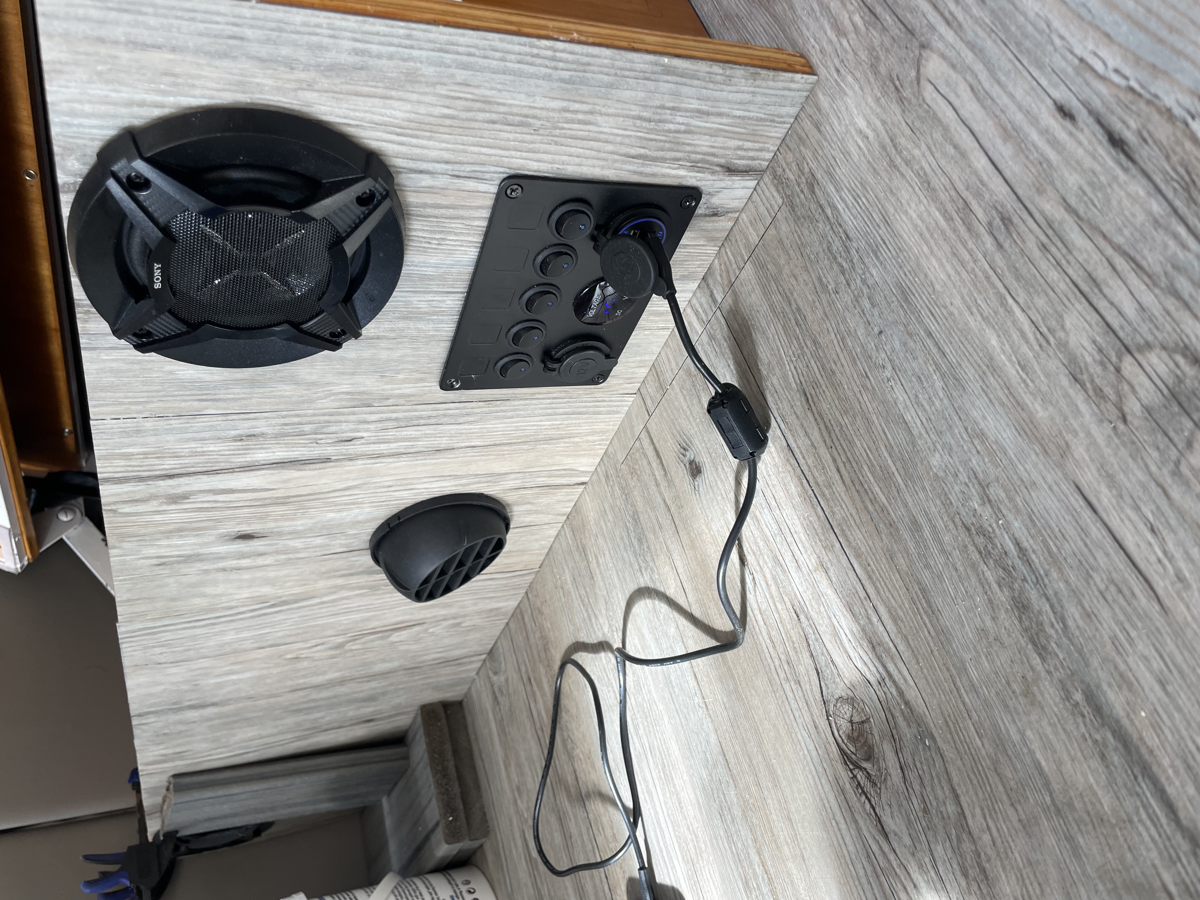 Warm air duct venting into the living space