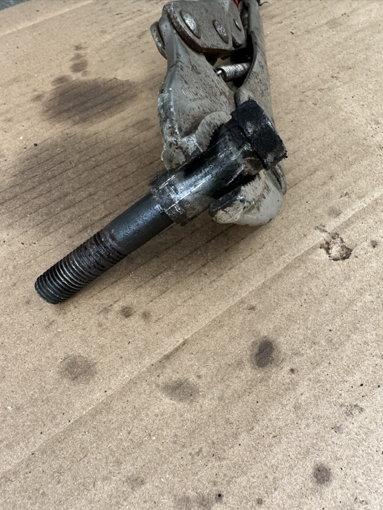 Very stubborn shock absorber bolt now finally removed