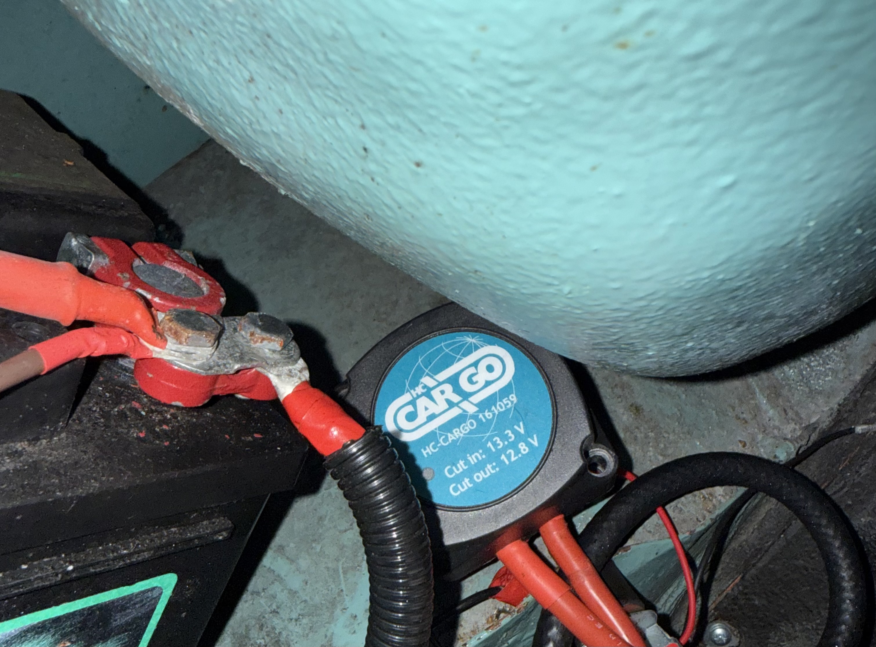 Split relay installed in the engine bay